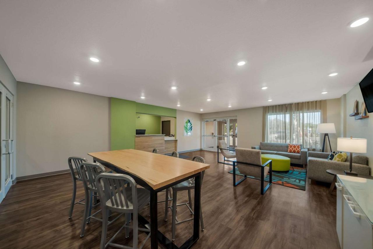 Woodspring Suites Wesley Chapel-Tampa Exteriör bild