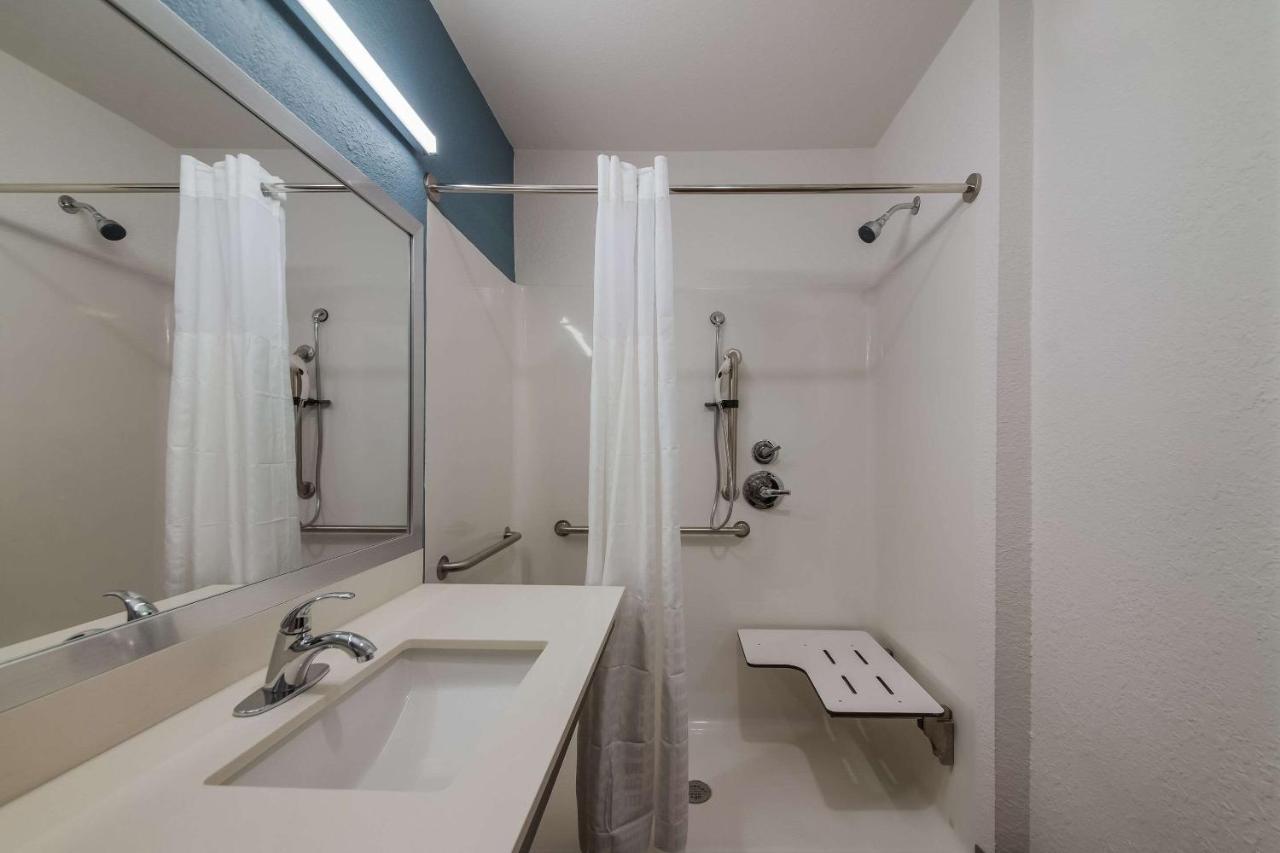 Woodspring Suites Wesley Chapel-Tampa Exteriör bild