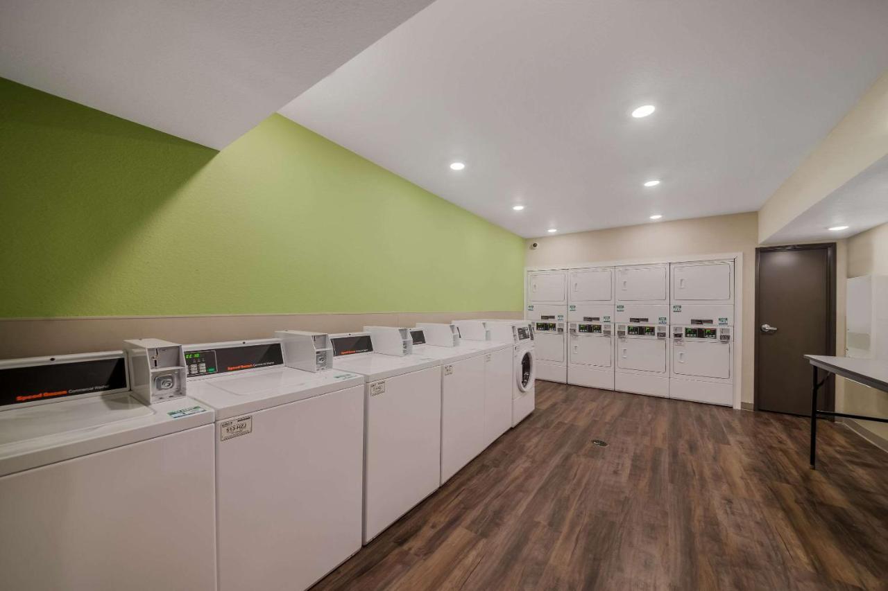 Woodspring Suites Wesley Chapel-Tampa Exteriör bild